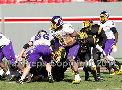 Thumbnail 3 in Tarboro vs Lincolnton (NCHSAA 2A Final) photogallery.