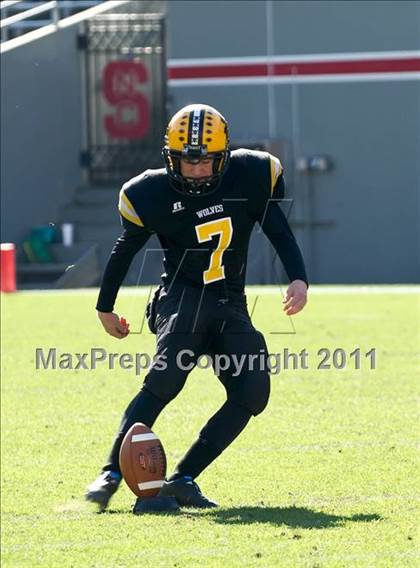Thumbnail 1 in Tarboro vs Lincolnton (NCHSAA 2A Final) photogallery.