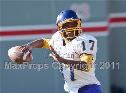 Thumbnail 1 in Tarboro vs Lincolnton (NCHSAA 2A Final) photogallery.
