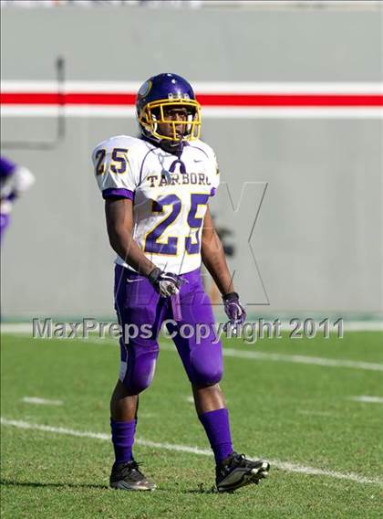 Thumbnail 1 in Tarboro vs Lincolnton (NCHSAA 2A Final) photogallery.
