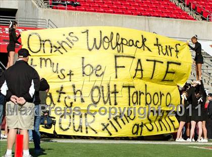 Thumbnail 3 in Tarboro vs Lincolnton (NCHSAA 2A Final) photogallery.