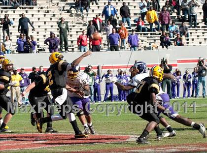 Thumbnail 3 in Tarboro vs Lincolnton (NCHSAA 2A Final) photogallery.