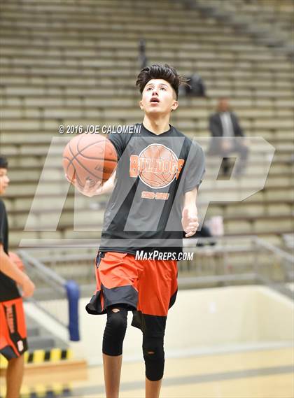 Thumbnail 3 in Burbank vs Houston [Sam] photogallery.