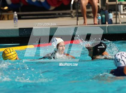 Thumbnail 2 in Alhambra vs Moreau Catholic (Battle of the Bay) photogallery.