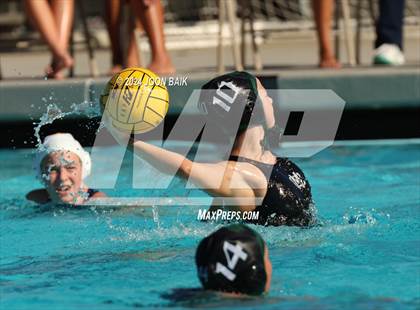 Thumbnail 1 in Alhambra vs Moreau Catholic (Battle of the Bay) photogallery.