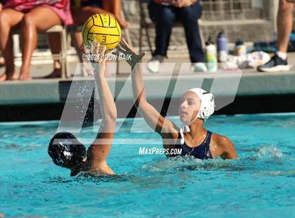 Thumbnail 3 in Alhambra vs Moreau Catholic (Battle of the Bay) photogallery.