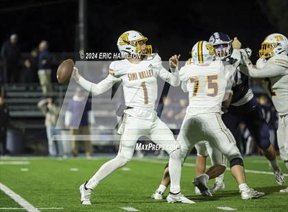 Thumbnail 3 in Simi Valley vs. Loyola (CIF SS D3 Semifinal) photogallery.