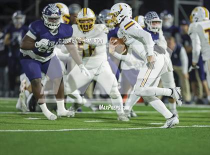 Thumbnail 1 in Simi Valley vs. Loyola (CIF SS D3 Semifinal) photogallery.