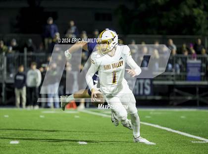 Thumbnail 3 in Simi Valley vs. Loyola (CIF SS D3 Semifinal) photogallery.
