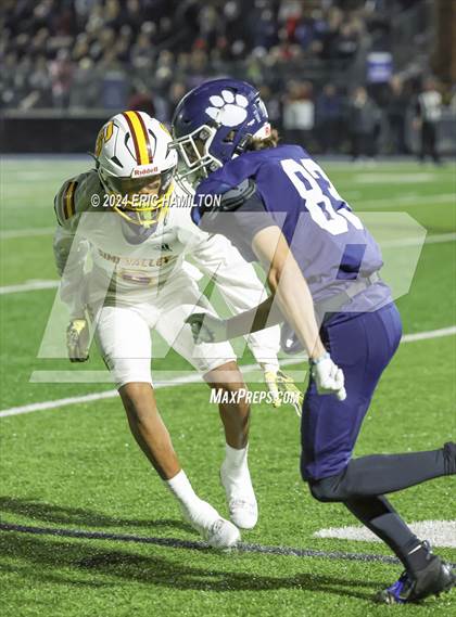 Thumbnail 2 in Simi Valley vs. Loyola (CIF SS D3 Semifinal) photogallery.