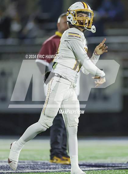 Thumbnail 3 in Simi Valley vs. Loyola (CIF SS D3 Semifinal) photogallery.
