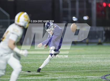 Thumbnail 1 in Simi Valley vs. Loyola (CIF SS D3 Semifinal) photogallery.