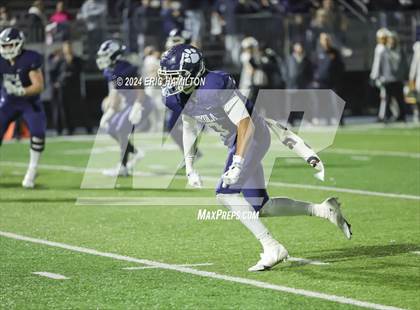 Thumbnail 3 in Simi Valley vs. Loyola (CIF SS D3 Semifinal) photogallery.