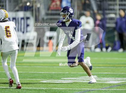 Thumbnail 2 in Simi Valley vs. Loyola (CIF SS D3 Semifinal) photogallery.