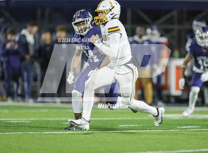 Thumbnail 1 in Simi Valley vs. Loyola (CIF SS D3 Semifinal) photogallery.