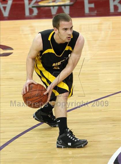 Thumbnail 2 in Bishop Montgomery vs. Salesian (CIF State D4 Final) photogallery.