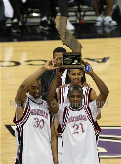 Thumbnail 1 in Bishop Montgomery vs. Salesian (CIF State D4 Final) photogallery.