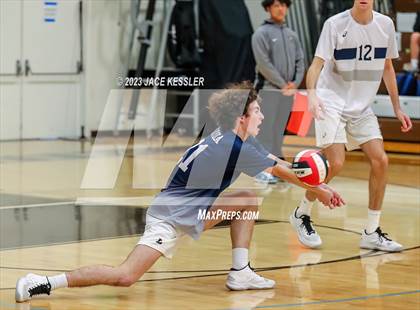 Thumbnail 3 in Loyola @ Crespi photogallery.