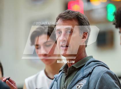 Thumbnail 2 in Loyola @ Crespi photogallery.