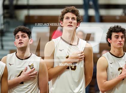Thumbnail 2 in Loyola @ Crespi photogallery.