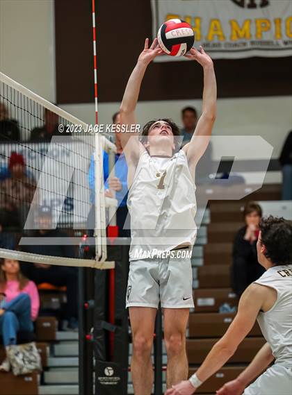 Thumbnail 2 in Loyola @ Crespi photogallery.