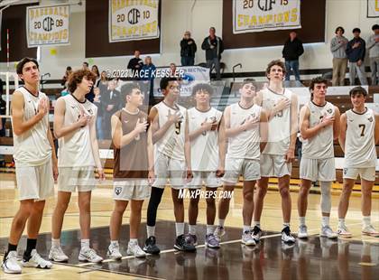 Thumbnail 3 in Loyola @ Crespi photogallery.