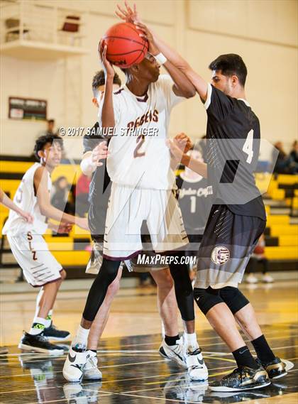 Thumbnail 1 in San Lorenzo vs. Yuba City (Chabot MLK Classic) photogallery.