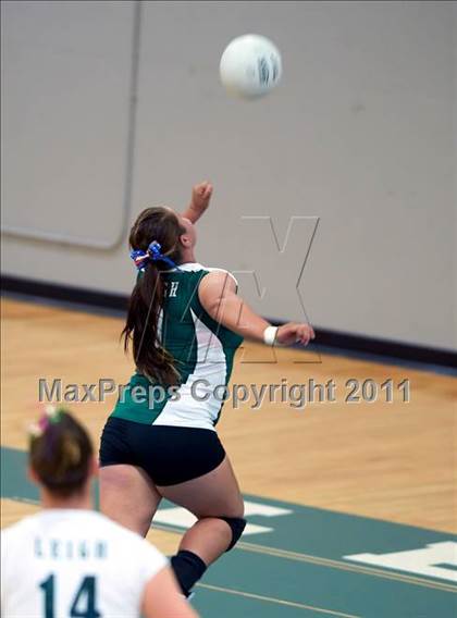 Thumbnail 3 in Westmont @ Leigh photogallery.