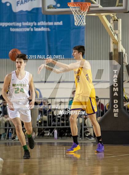 Thumbnail 2 in Richland vs. Puyallup (WIAA 4A 4th/6th Place) photogallery.