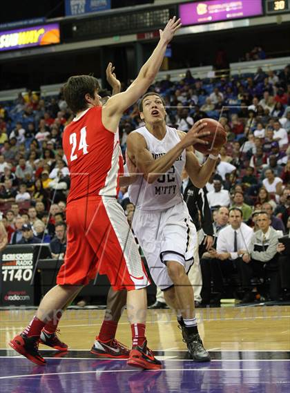 Thumbnail 3 in Mater Dei vs. Archbishop Mitty (CIF State Open Division Final) photogallery.