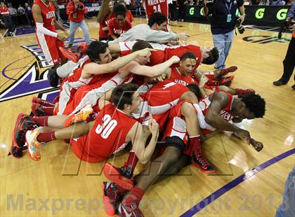 Thumbnail 1 in Mater Dei vs. Archbishop Mitty (CIF State Open Division Final) photogallery.