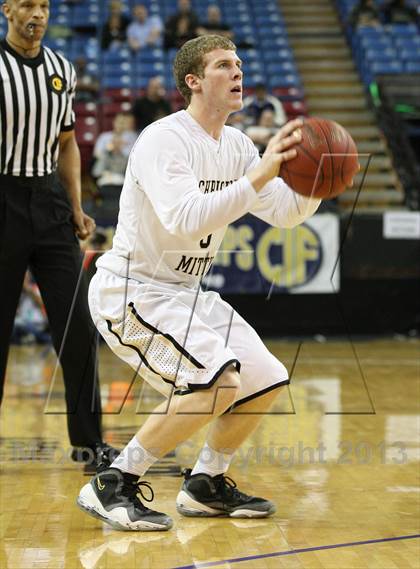 Thumbnail 2 in Mater Dei vs. Archbishop Mitty (CIF State Open Division Final) photogallery.
