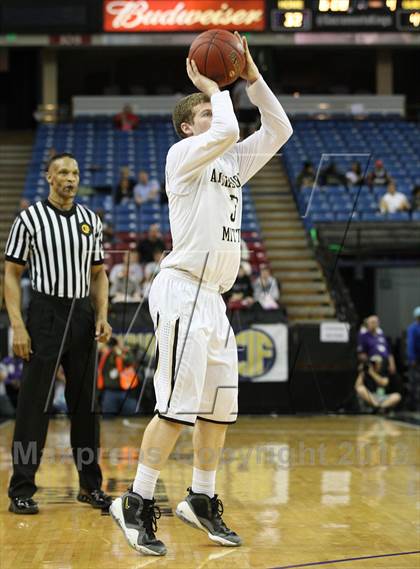 Thumbnail 3 in Mater Dei vs. Archbishop Mitty (CIF State Open Division Final) photogallery.