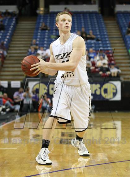 Thumbnail 3 in Mater Dei vs. Archbishop Mitty (CIF State Open Division Final) photogallery.