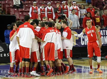 Thumbnail 2 in Mater Dei vs. Archbishop Mitty (CIF State Open Division Final) photogallery.