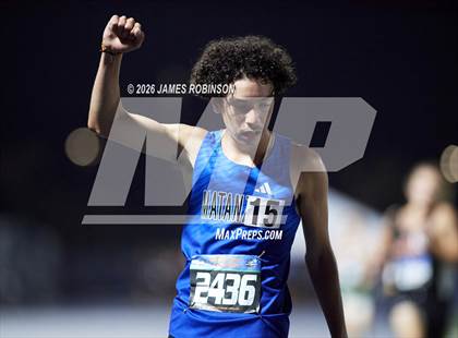 Thumbnail 2 in FHSAA Class 3A Final (3200m) photogallery.