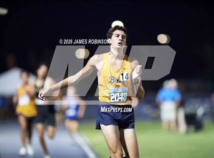 Thumbnail 1 in FHSAA Class 3A Final (3200m) photogallery.