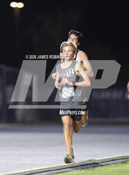 Thumbnail 1 in FHSAA Class 3A Final (3200m) photogallery.