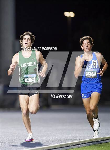 Thumbnail 1 in FHSAA Class 3A Final (3200m) photogallery.