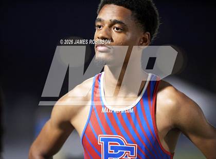 Thumbnail 1 in FHSAA Class 3A Final (3200m) photogallery.