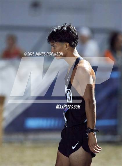 Thumbnail 1 in FHSAA Class 3A Final (3200m) photogallery.