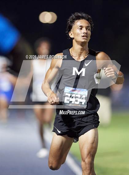 Thumbnail 1 in FHSAA Class 3A Final (3200m) photogallery.