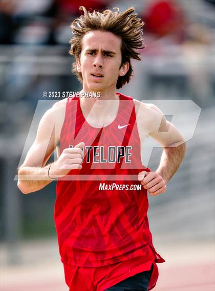 Thumbnail 1 in Herd Roundup @ Elk Grove Boys Running photogallery.
