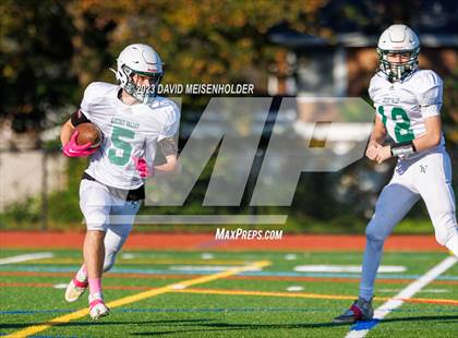 Thumbnail 1 in Locust Valley @ Seaford photogallery.