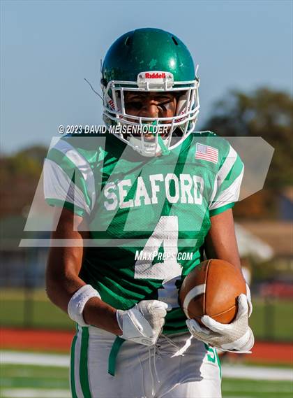 Thumbnail 3 in Locust Valley @ Seaford photogallery.