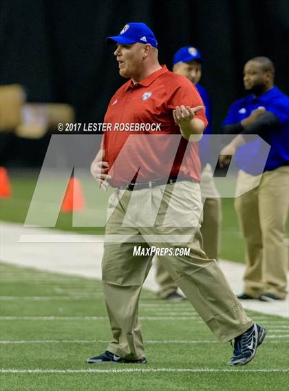 Thumbnail 1 in FBU Freshman photogallery.