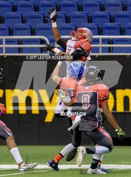 Thumbnail 1 in FBU Freshman photogallery.