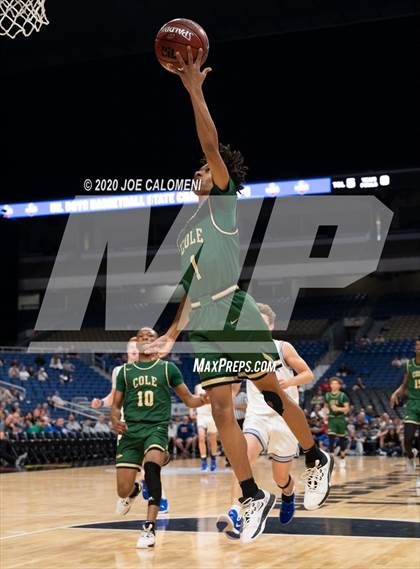 Thumbnail 2 in Cole vs Peaster (UIL 3A Semifinal) photogallery.