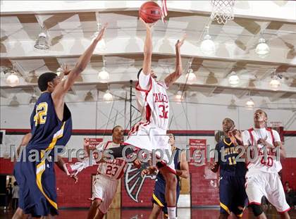 Thumbnail 1 in Cape Fear @ Seventy-First photogallery.