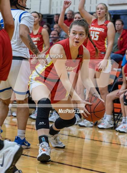 Thumbnail 2 in Vashon vs. Incarnate Word Academy (Webster Winter Challenge) photogallery.